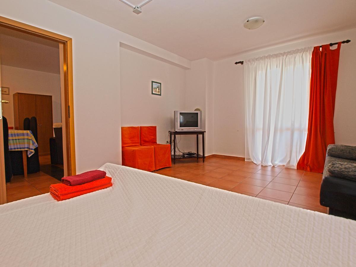 Apartments Marija 85 Fažana Kültér fotó
